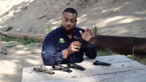 Types of Pistols