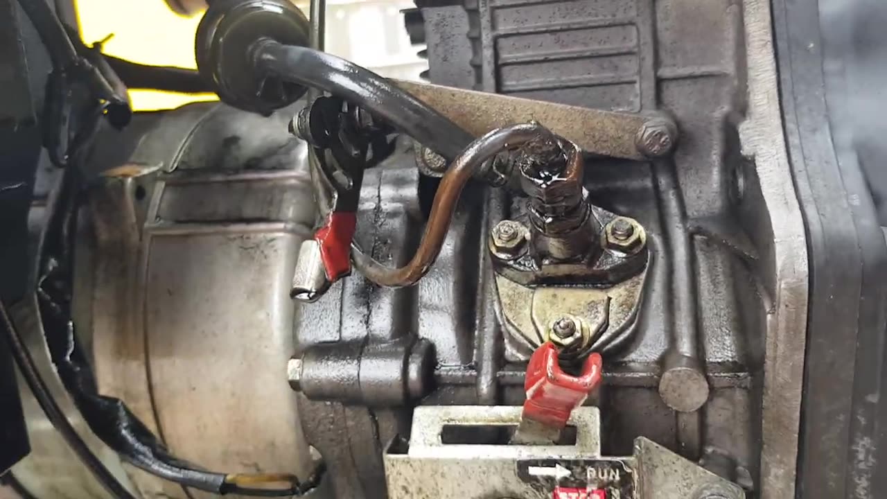 Replacing Fuel Injection line Yanmar 186f 10hp diesel Generator