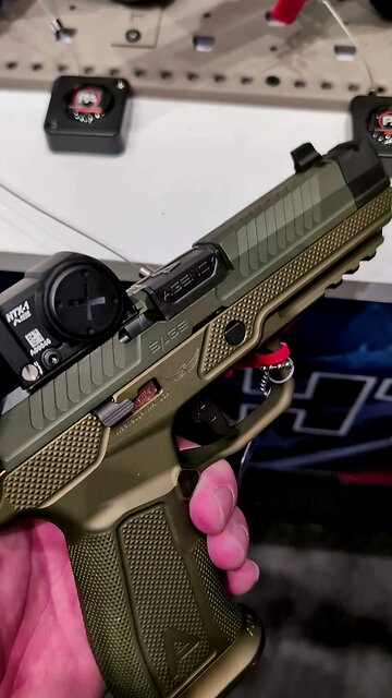 SHOT Show 2025: The Revolutionary PLX HTX-1 Red Dot by Primary Arms – Made in America!