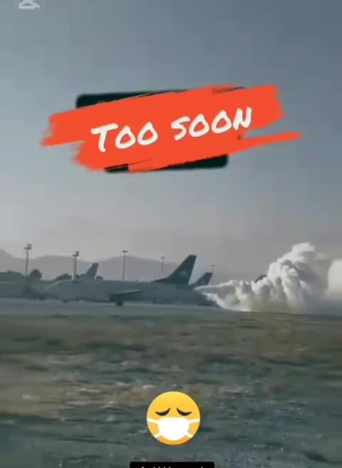 Chemtrail plane accidentally starts dispersing on Runway