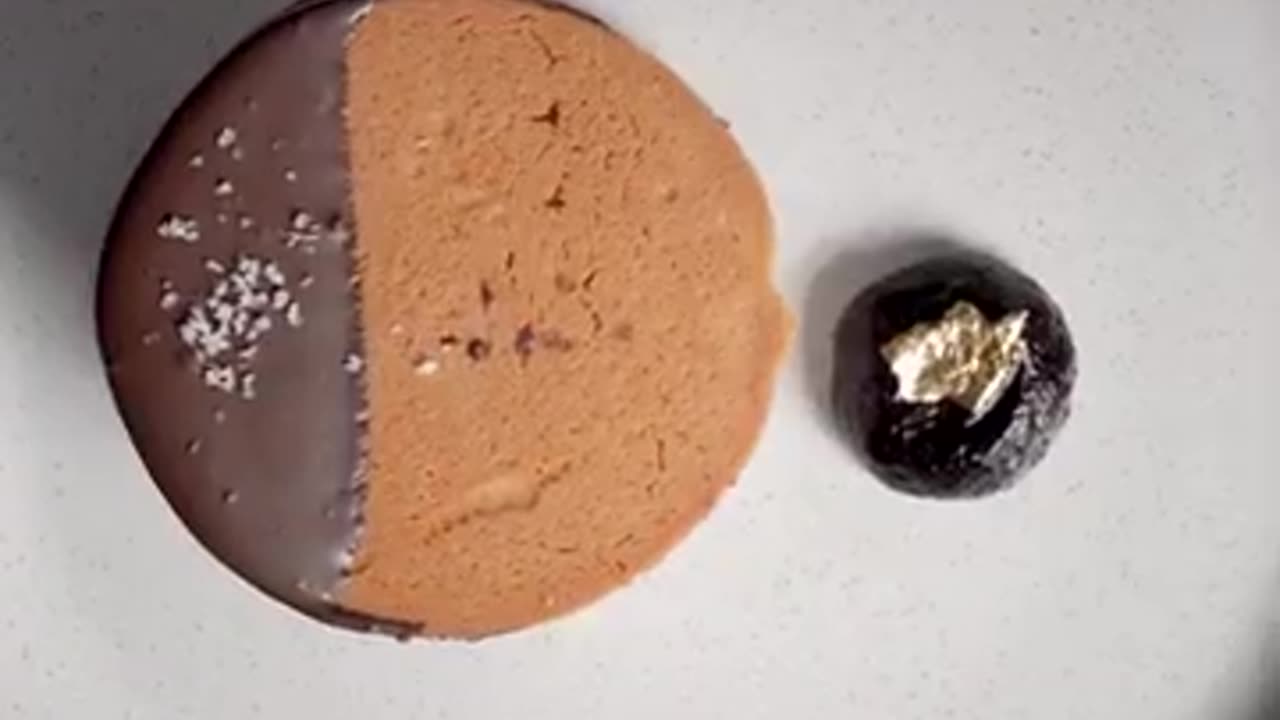 Test Kitchen: Sweet Hibiscus Moon Pie