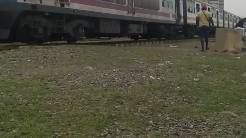 Sri Lankan train ride