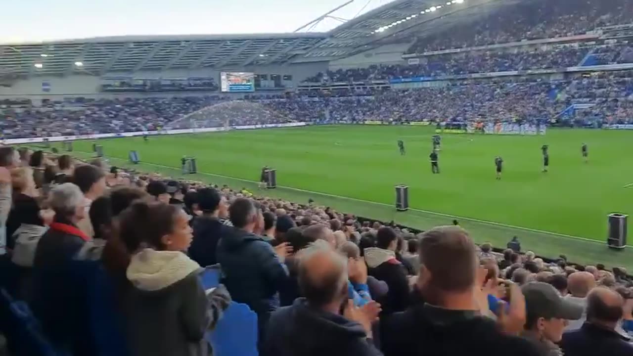 Brighton vs Tottenham (splendid atmosphere)