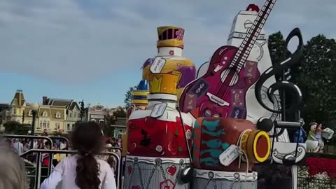 (07/24/2024) Disneyland Paris Show