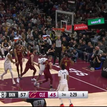 NBA - Cam Thomas for 3... & Cam Thomas for 3 again 👀🎯