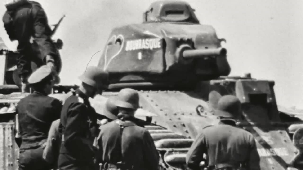 The crew of French Char B1 bis No. 257 "BOURRASQUE" captured at Mortiers on May 17th 1940