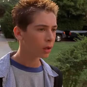Dewey takes down the bullies with a purse—absolute gold! 😂
