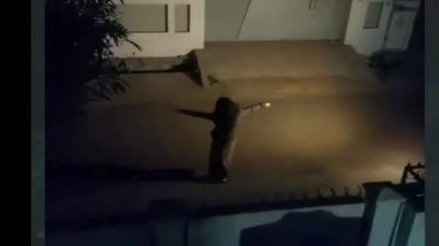 عندما تصادف الراقصة الصربية المخيفة