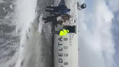 Delta Airlines Plane Crash Landed and Flipped at a Toronto Airport Feb 2025