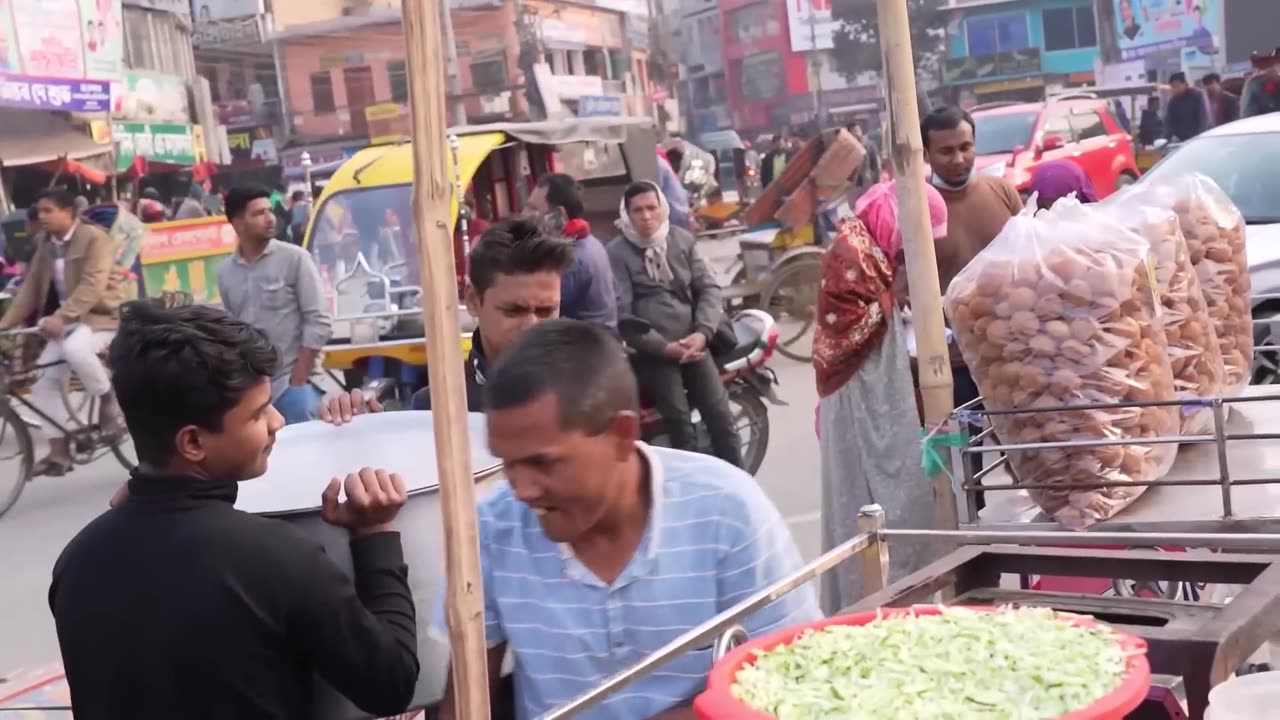 Weird size Big 🥚 Fry | Unique street food 🥝