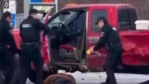 Fleeing Driver Runs Red Light, Causes Crash, and Attacks Officer with Hatchet