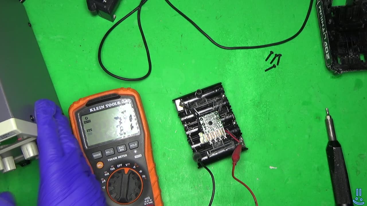 Porter Cable 20V Lithium Battery Not Charging - How To Balance Cells