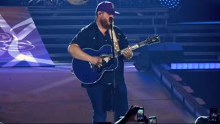 🎤 Luke Combs - Fast Car (Official Live Video) 🚗