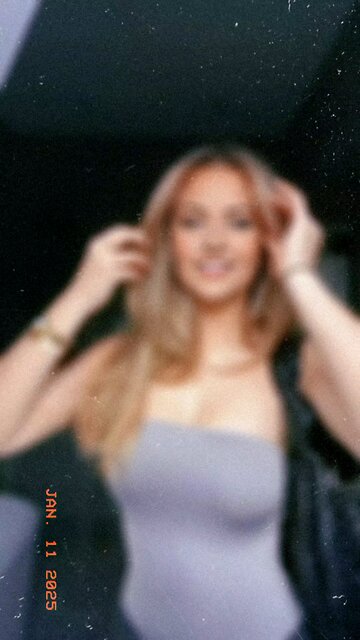 Hi 👋 let's see how many hi i get back 😁