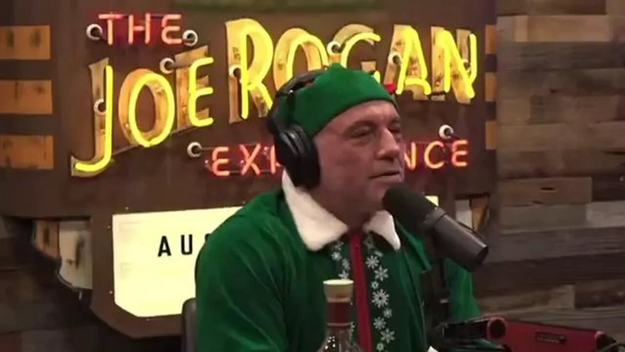 LOL Joe Rogan Elf = Elon Musk