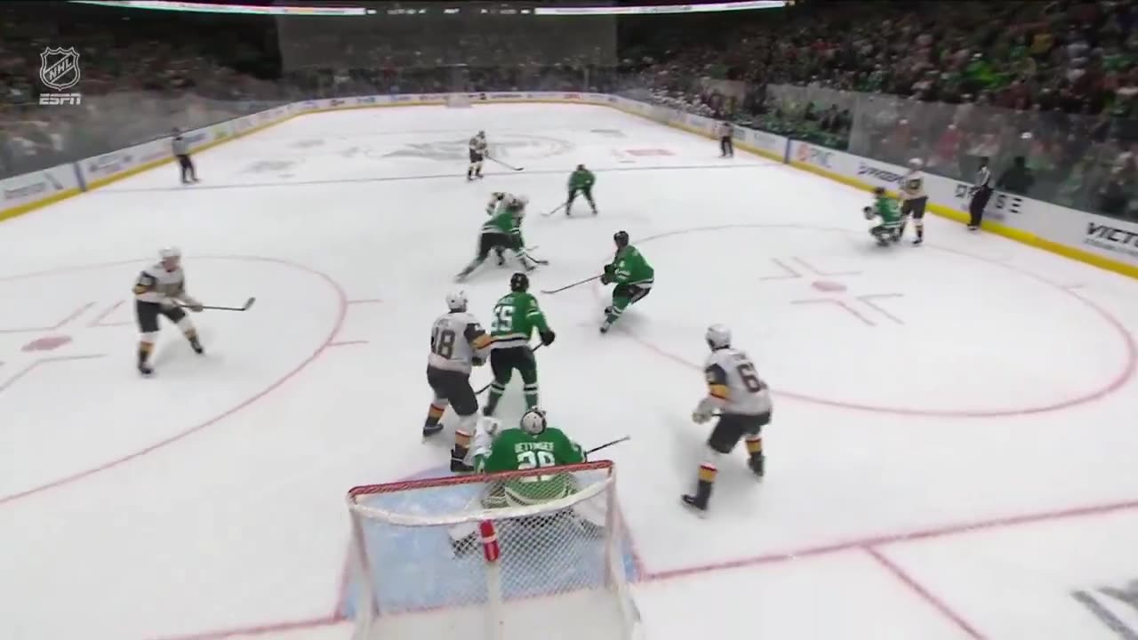 NHL - JAKE OETTINGER!! 😱 😱 SAVE OF THE YEAR CANDIDATE!!