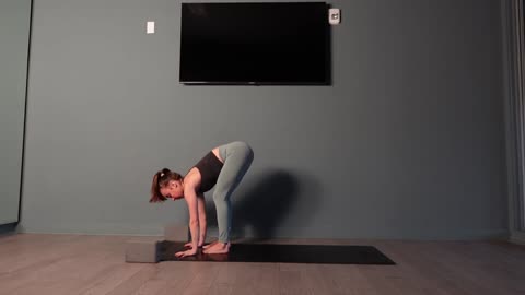 How to Do Sun Salutation | Beginners Step by Step Guide