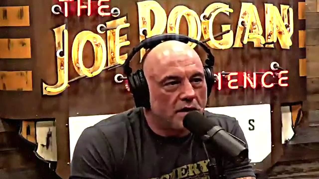 30 Minutes of the Craziest Creepy Encounters Told on the Joe Rogan Podcast