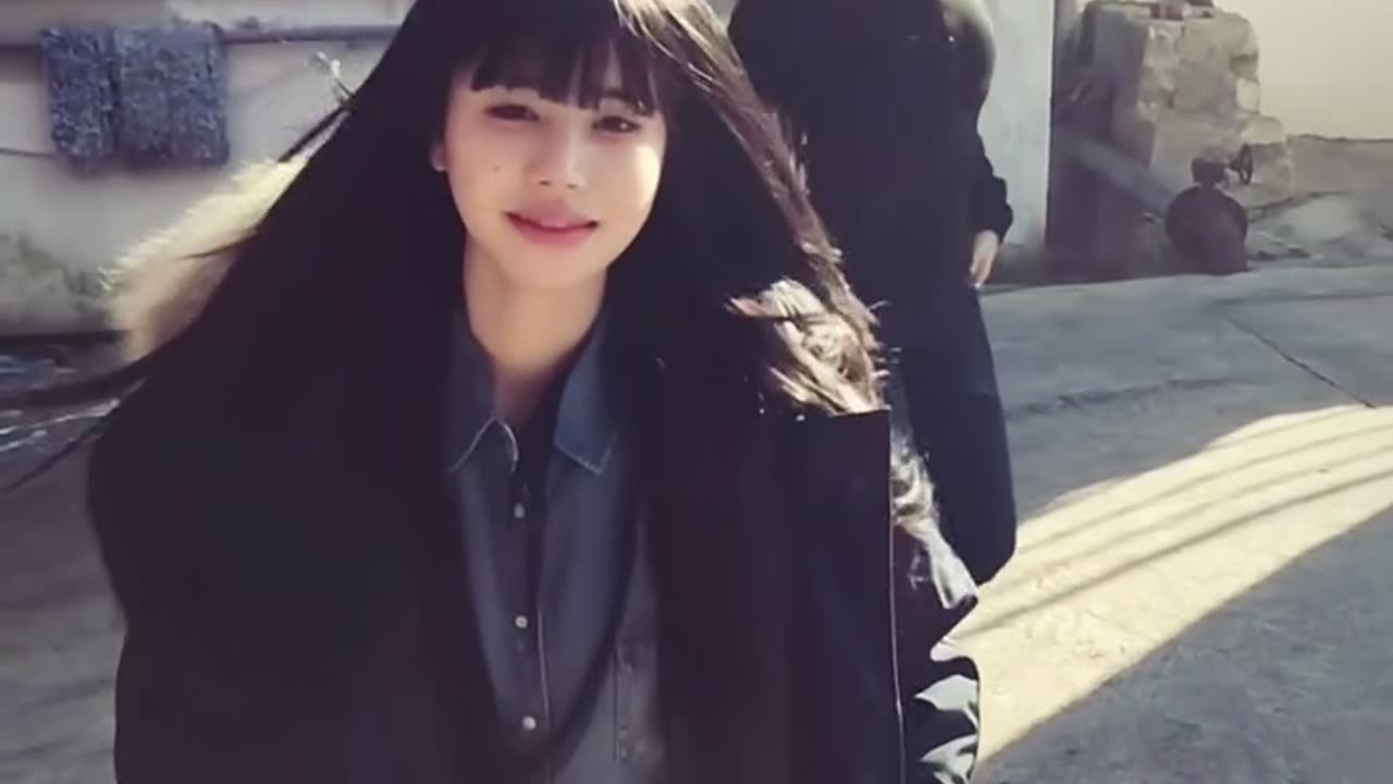 China girl street fashion style tiktok #streetfashion #shorts #fashiontrends #fashionblogging