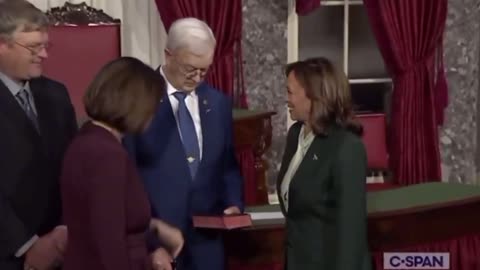 Nebraska Senator Deb Fischer’s husband just completely ignored Kamala and