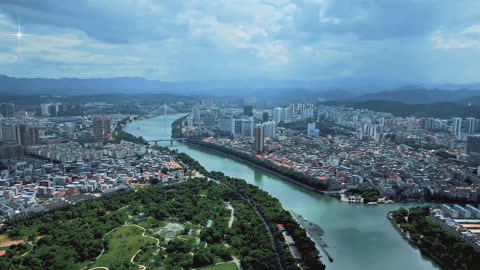 A City Where Nature Meets Urban Life