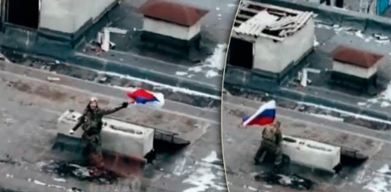 Russian invading army planted Russian flag in Kurakhov city where fierce fighting is underway