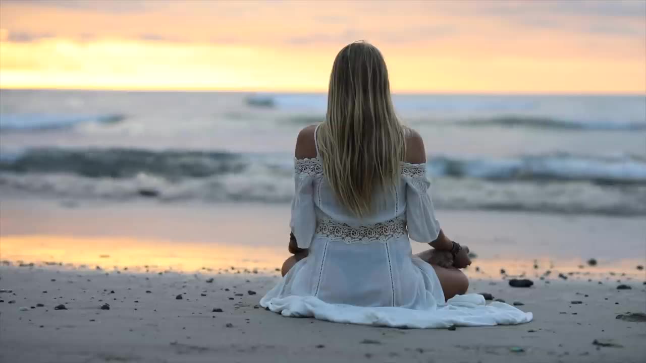 10 MIN Guided Meditation To Clear Your Mind & Start New Positive Habits