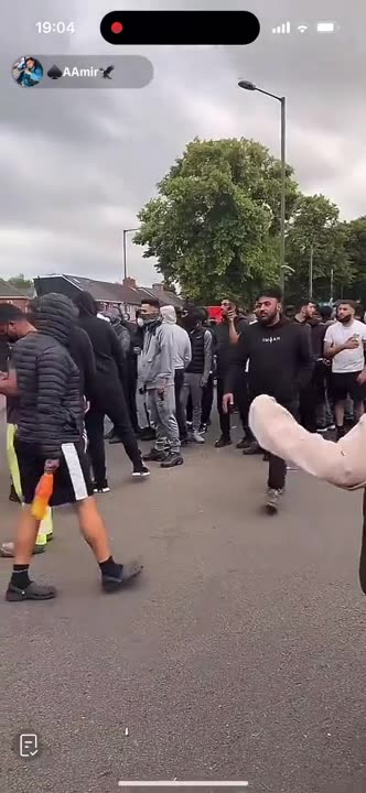 Pakistani muslim immigrants have declared “jihad” against WHITE PEOPLE