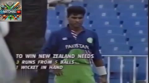 Unbelievable Finish: Waqar Younis' Thrilling Last Over Against Kiwis in 1994 – Only 3 Runs to Win!