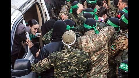 Chaotic scenes in Gaza during transfer of three hostages to the Red Cross