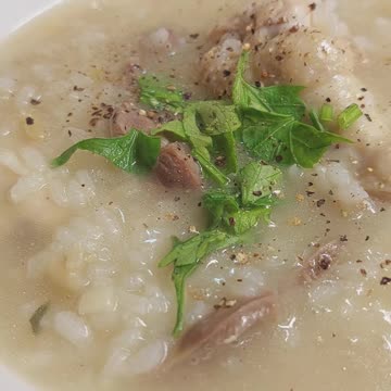 How to Make Lugaw: Classic Filipino Congee with Chicken & Gizzard! Filipino Comfort Street