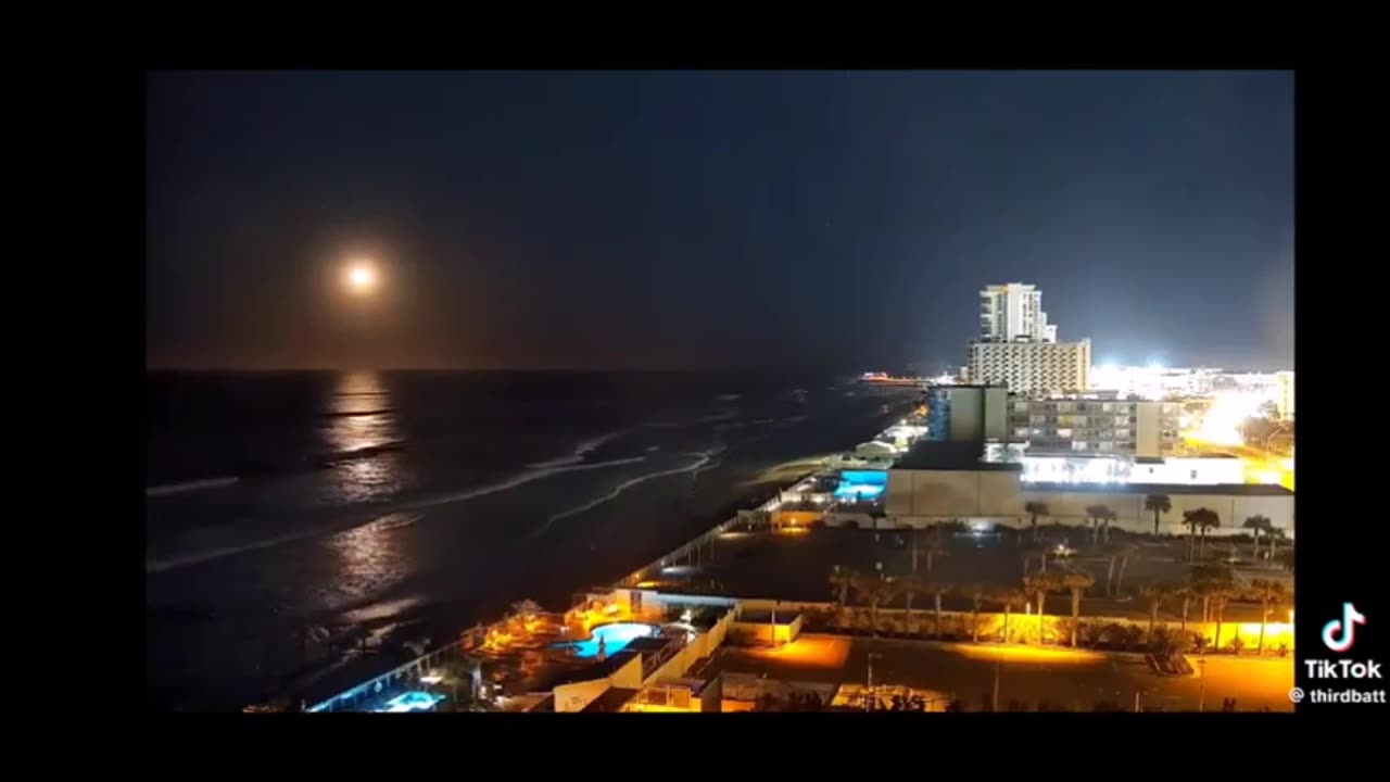 Un objet changeant de forme repéré en Floride