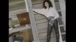 Alannah Myles - Black Velvet (Official Music Video)