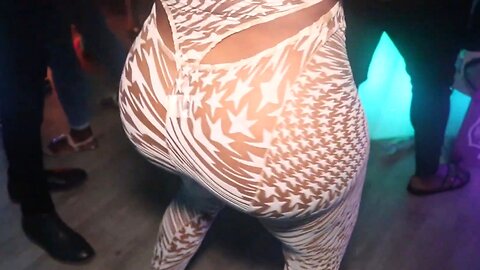 Transparent leggings with visible thong in public. See-through spandex. Sheer yoga pants. #208