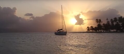 Sailing a Mirage - San Blas (Sailing La Vagabonde) Ep. 33