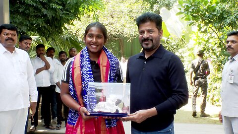 U19 Women's T20 All-Rounder Gongadi Trisha Meet Telangana CM Revanth Reddy