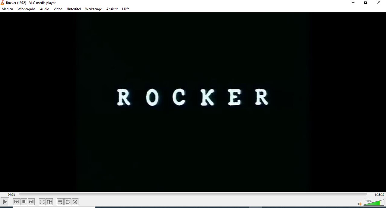 Feiner Film. Es leben die 70er mit Musik, Autos und den Mopeds wieder auf.