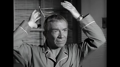 MY FAVORITE MARTIAN (S01-E25) - The Sinkable Mrs. Brown (1964)