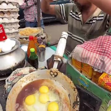 Scrambled Eggs with Coca Cola - StreetFood