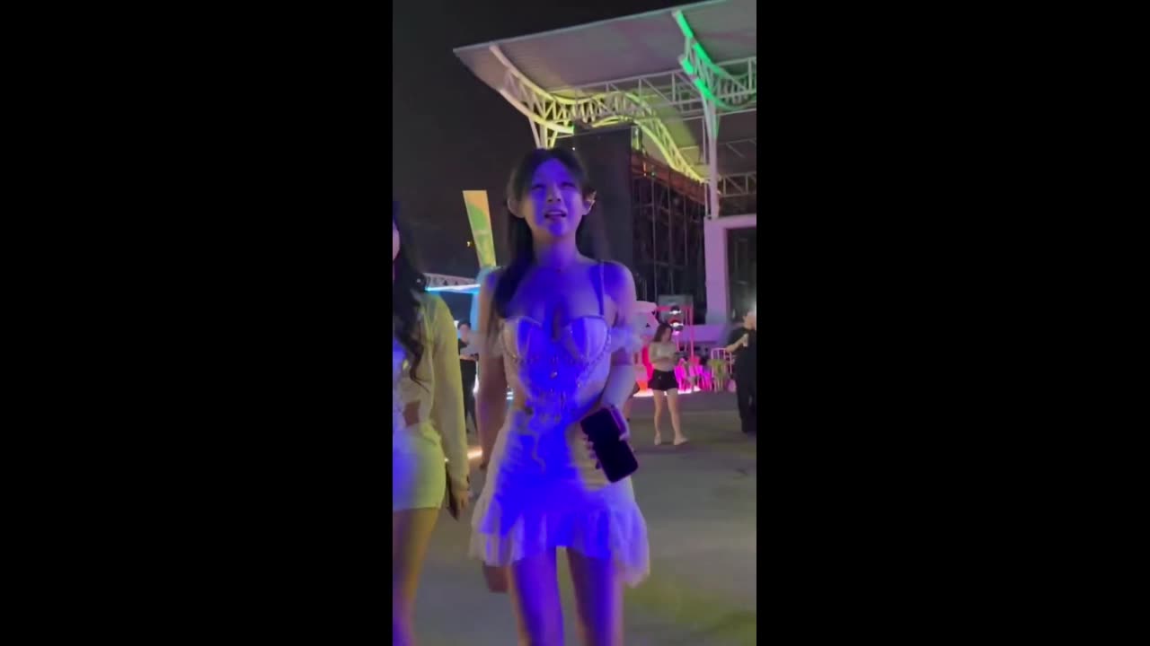 Thailand tonight. Thai girls from night streets.