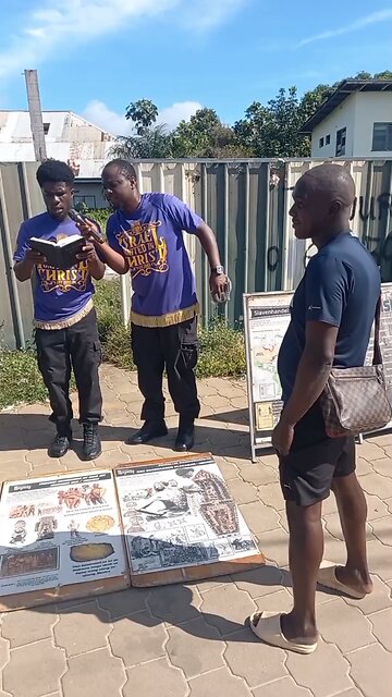 Fa a kan taki Blakaman nanga Ingi moesoe bai ding egi oedoe ??