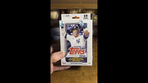 2025 Topps Series 1 Hanger Box Opening