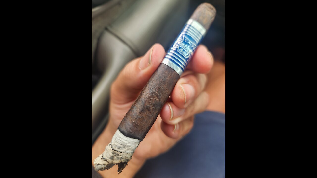 CAO Flathead V642 Piston Lancero Cigar Review