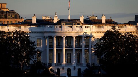 Secret Service agents SHOOT ARMED MAN IN TENSE CONFRONTATION NEAR THE WHITEHOUSE!!!!