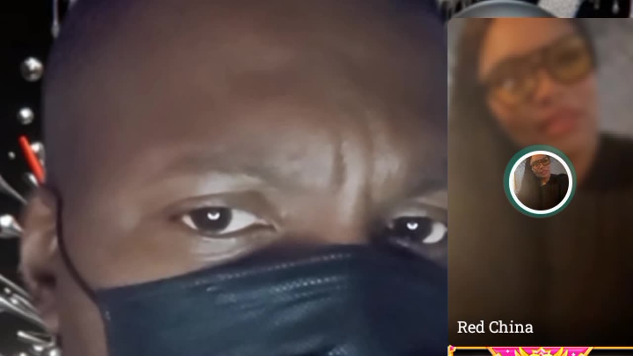 MUST WATCH ! The girls was reading and roasting boots