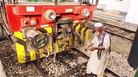 How to Connect the two parts of the train