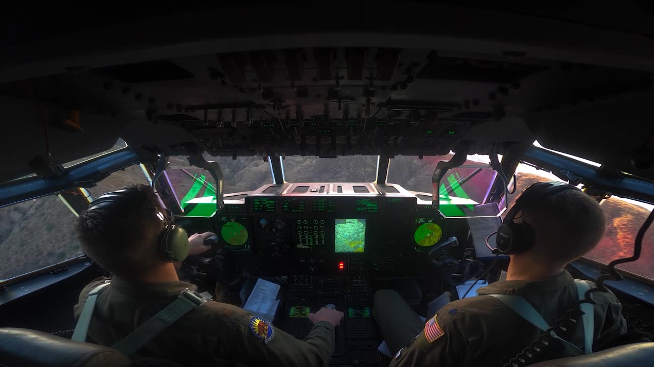 California Air National Guard C-130J MAFFS Flight Deck Footage Hughes Fires