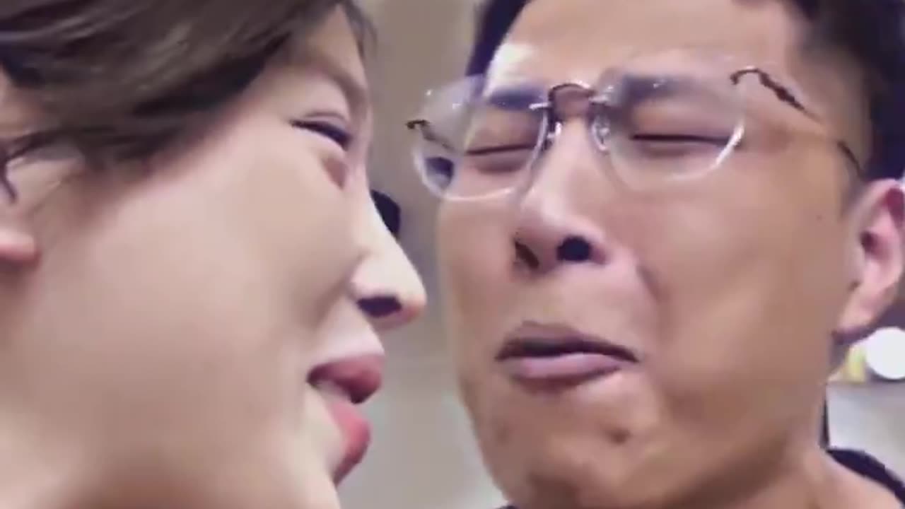 这兄弟是懂语言的艺术的，情绪价值被占据的代价