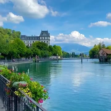 Beautiful natural environment surrounded by mountains and garlands video 2025 skc.com 11