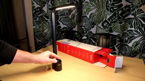 Honeywell HWT-H01-Pro LED Desk Lamp Gadget Review
